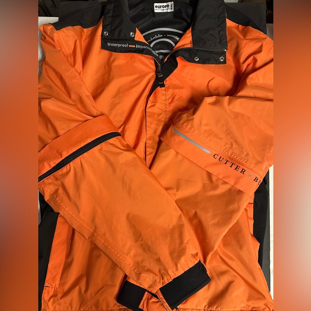 Cutter & Buck Men's Vibrant Orange golf  Raincoat like new